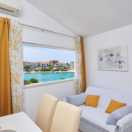 Apartments Lumi ロゴズニッツァ エクステリア 写真