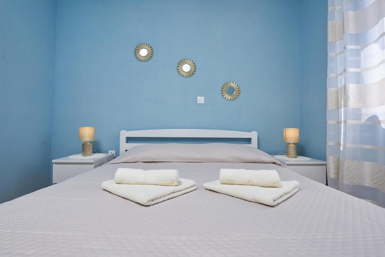 Apartments Lumi ロゴズニッツァ エクステリア 写真